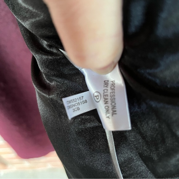 Ladies wine colored/burgundy wool blend pea coat. Calvin Klein. XXL - Picture 13 of 15